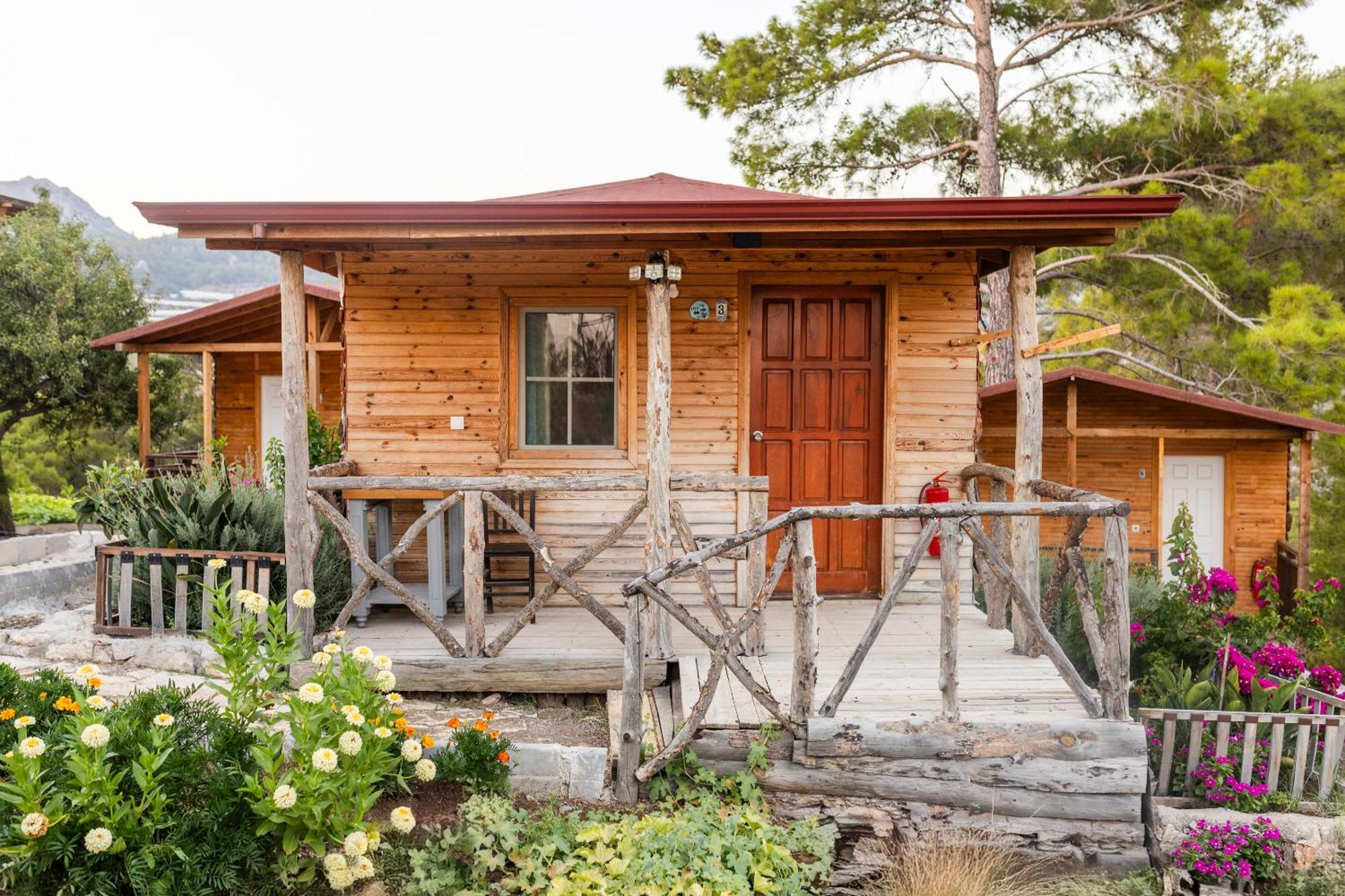 Kadir'S Eco Life Hotel Kumluca Exterior photo